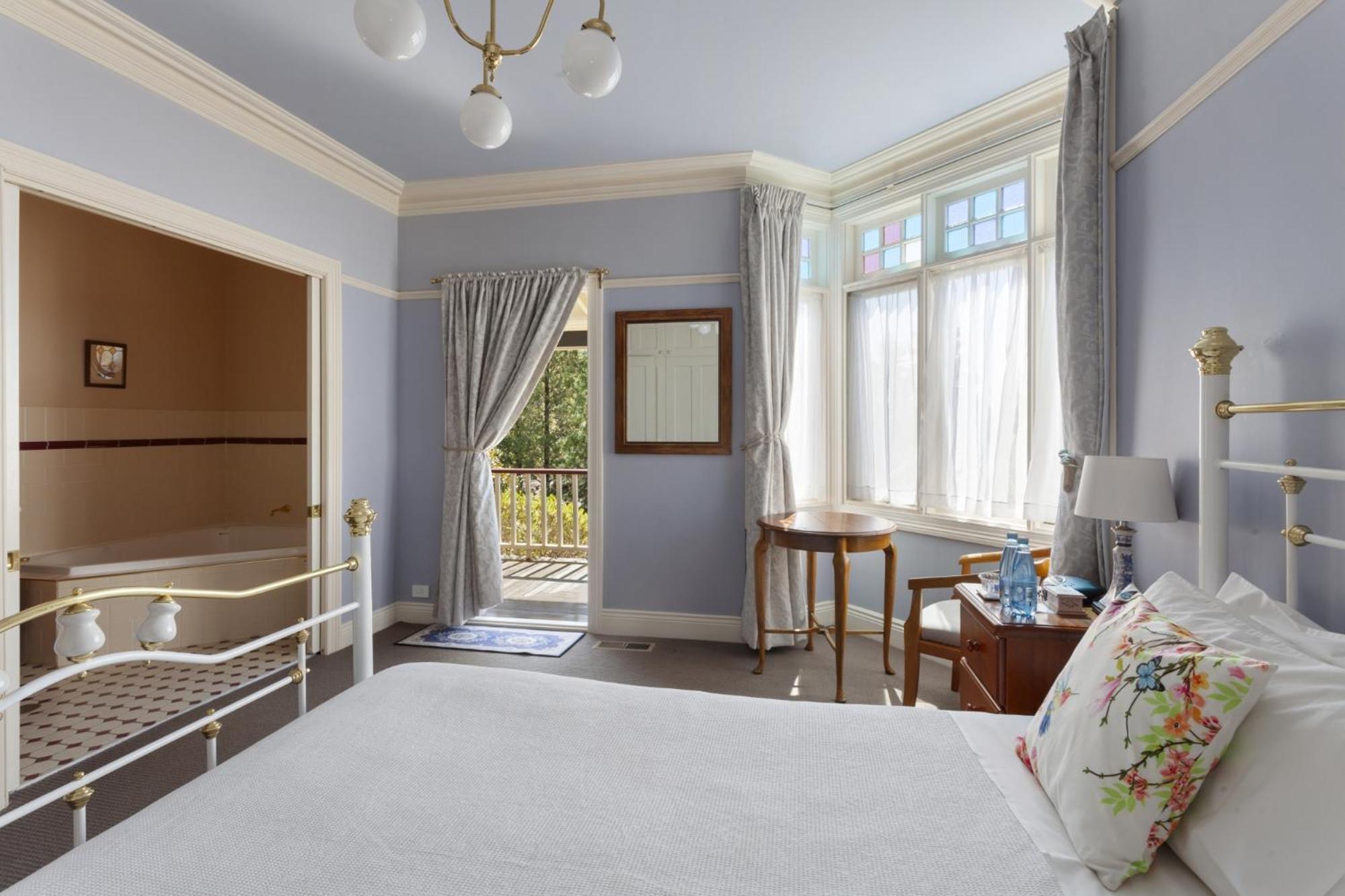 Bethany Manor B&B, Call Us For Cheapest Rates Лера Екстер'єр фото